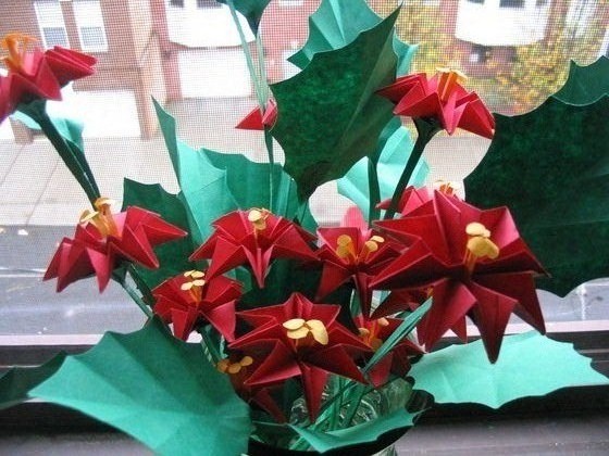 Xmas Origami Pointsettias